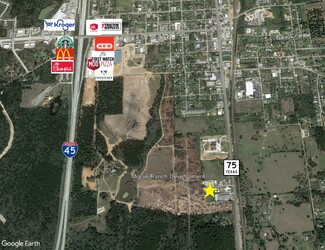 Plus de détails pour 1722 Cargill, Willis, TX - Local d'activités à louer