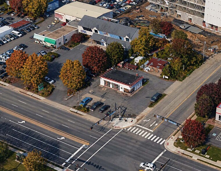 9754 Lee Hwy, Fairfax, VA à louer - Photo de l’immeuble – Image 2 sur 4