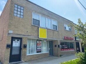 4013-4017 Church St, Skokie, IL à louer Photo de l’immeuble– Image 2 sur 7