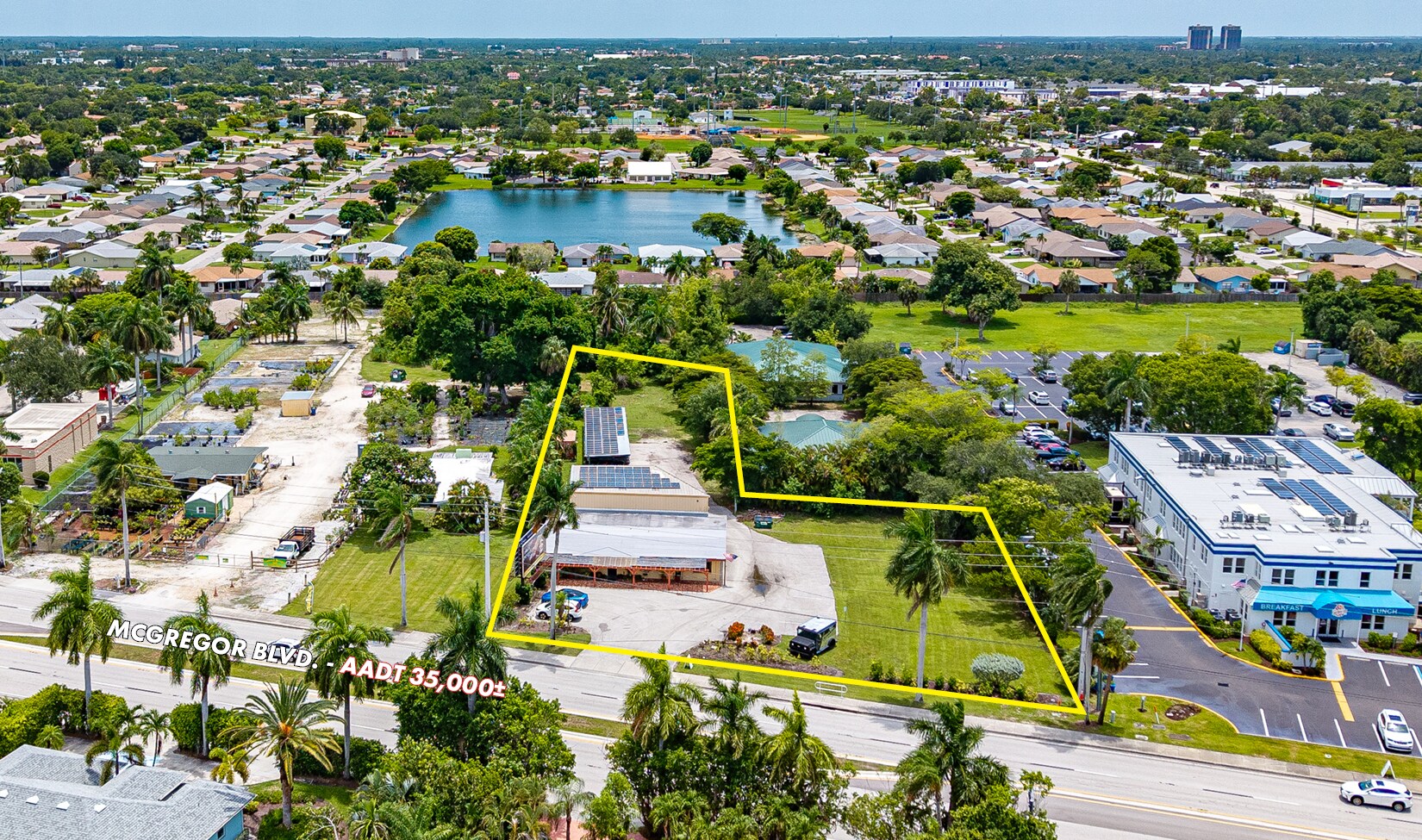 13371 McGregor Blvd, Fort Myers, FL à vendre Aérien– Image 1 sur 6