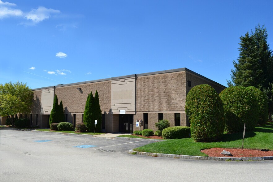16 Celina Ave, Nashua, NH à louer - Photo de l’immeuble – Image 2 sur 10