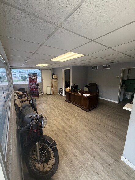 1633 Terry Rd, Jackson, MS à vendre - Photo de l’immeuble – Image 2 sur 9