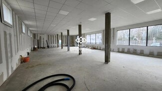 Plus de détails pour Bureau, Local commercial à louer