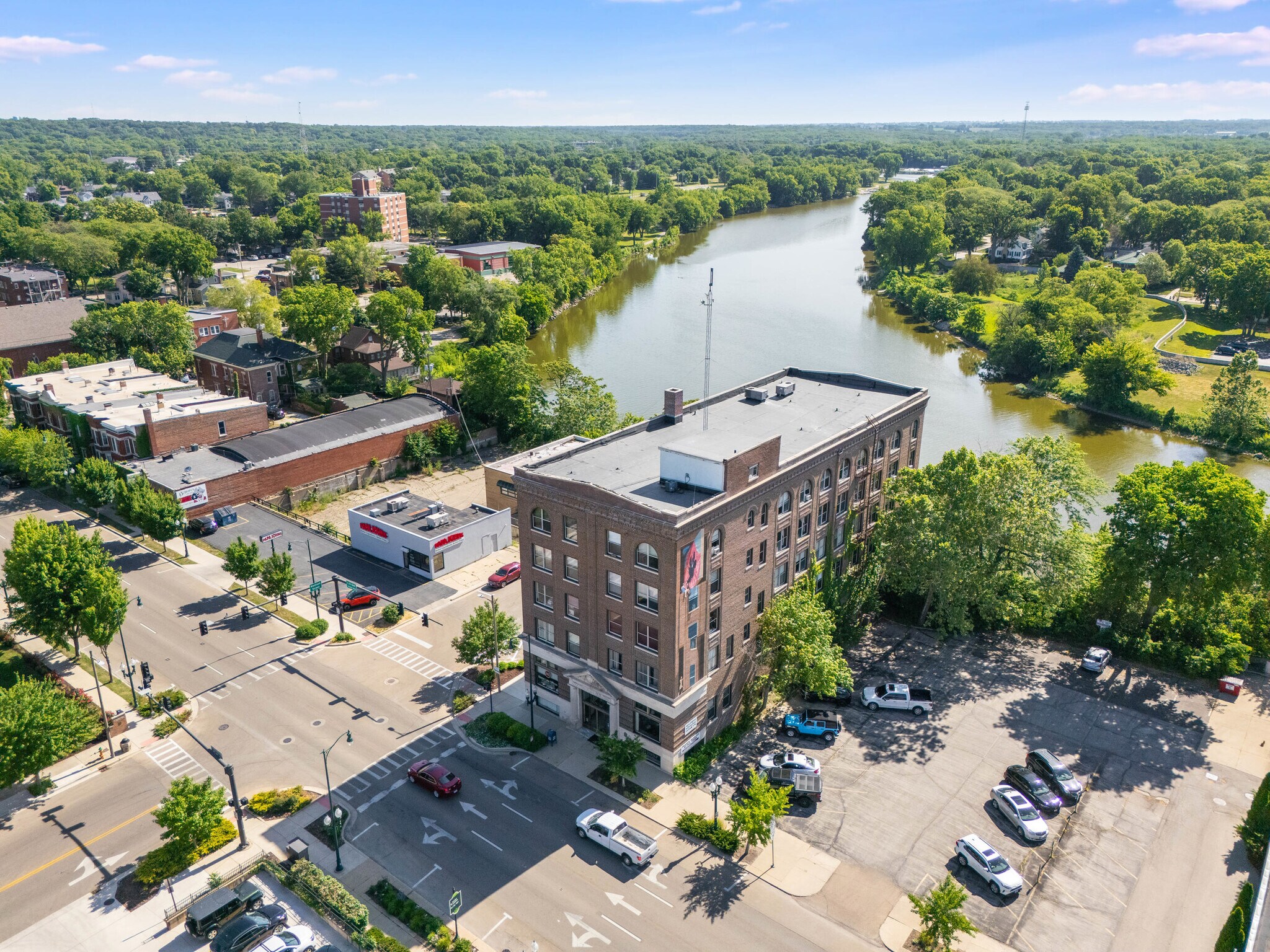 628-630 Columbus St, Ottawa, IL à vendre Aérien– Image 1 sur 43