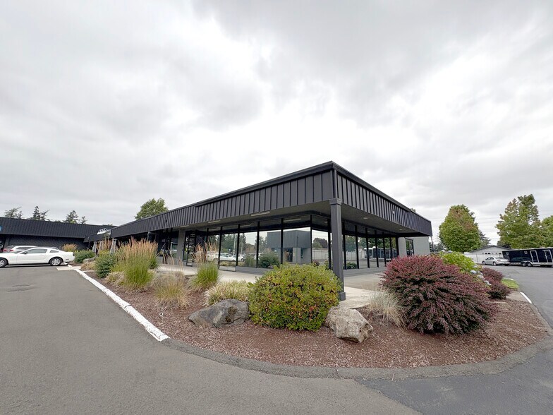 3772 Portland Rd NE, Salem, OR à louer - Photo de l’immeuble – Image 2 sur 12