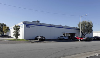 Plus de détails pour 160-162 E Freedom Ave, Anaheim, CA - Industriel/Logistique à louer