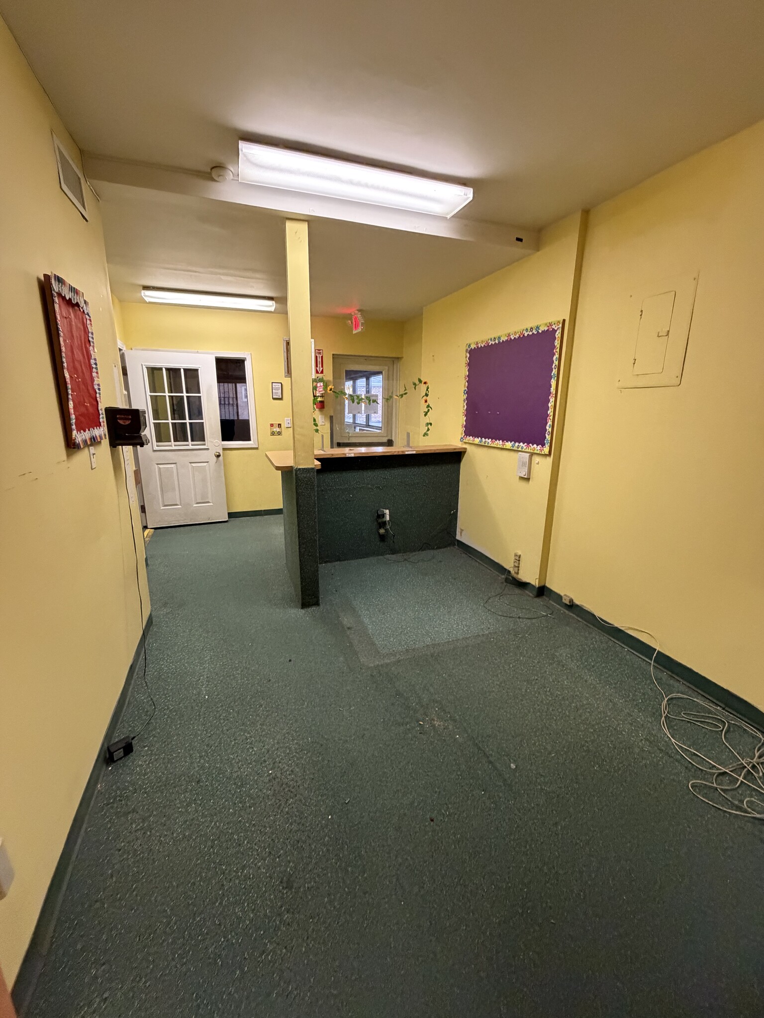 6805 Fresh Meadow Ln, Fresh Meadows, NY à louer Photo intérieure– Image 1 sur 13