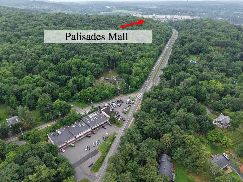 38 Route 303, Tappan, NY à louer - Photo de l’immeuble – Image 2 sur 6