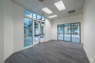 3100 Oak Rd, Walnut Creek, CA à louer Photo intérieure– Image 2 sur 21