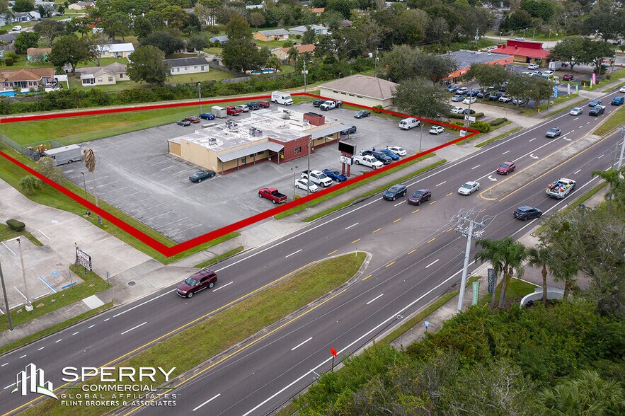 49XX Babcock St NE, Palm Bay, FL à vendre - Photo de l’immeuble – Image 3 sur 28