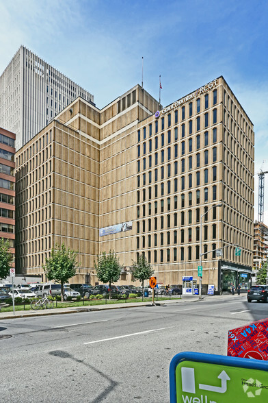 116 Albert St, Ottawa, ON à louer - Photo de l’immeuble – Image 3 sur 5