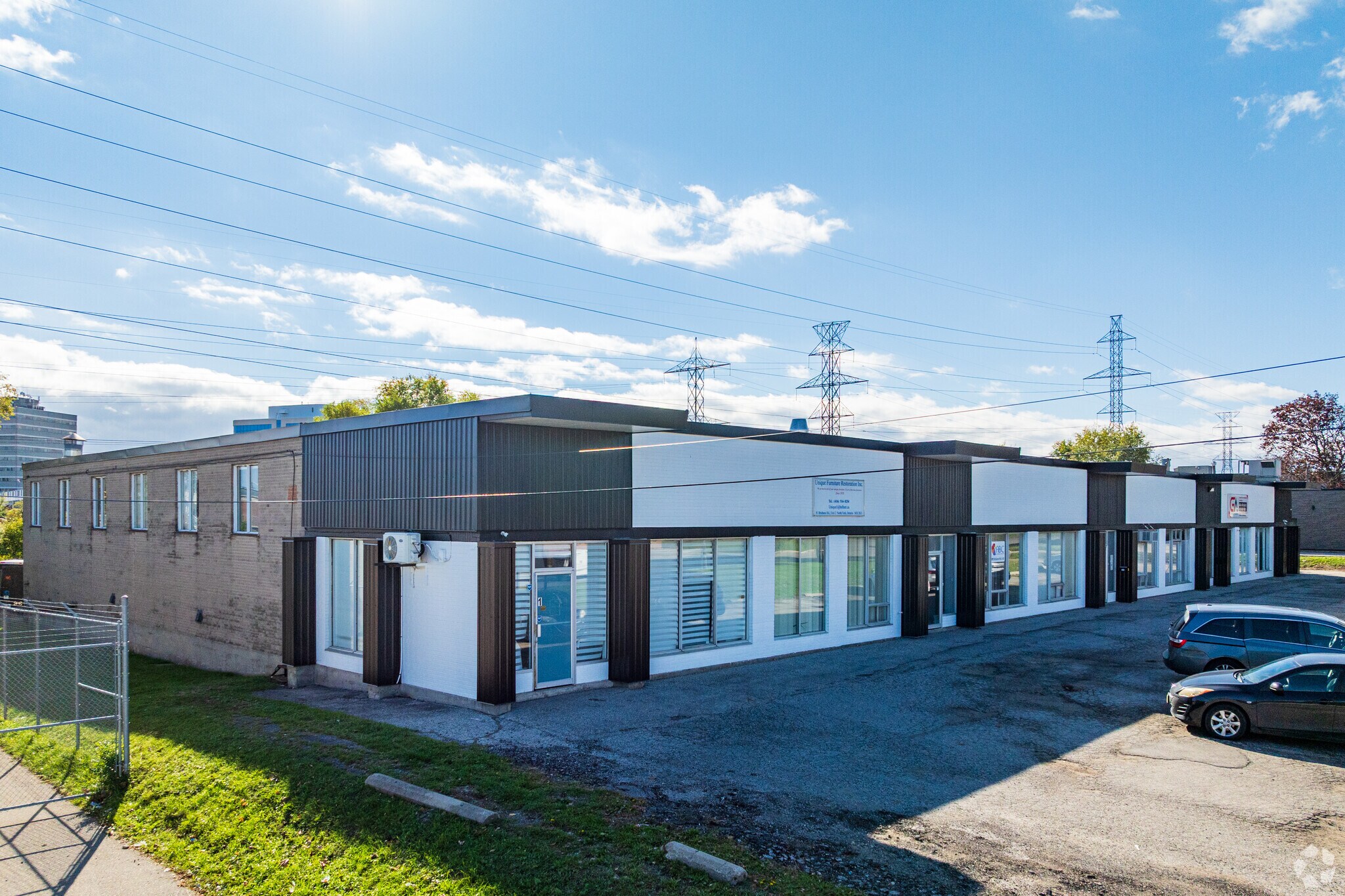 81 Brisbane Rd, Toronto, ON à vendre Photo de l’immeuble– Image 1 sur 12