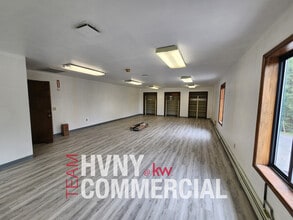 1234 Us-9, Wappingers Falls, NY à louer Photo intérieure– Image 1 sur 6