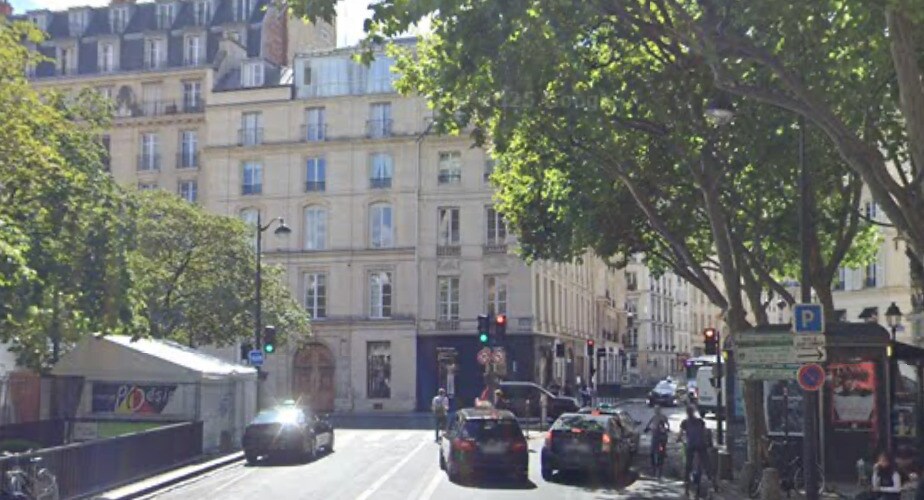 Local commercial dans Paris à louer Photo de l’immeuble– Image 1 sur 3