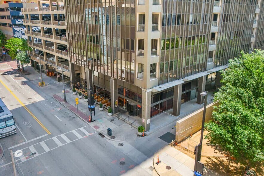 1200 Main, Dallas, TX à vendre - Photo de l’immeuble – Image 2 sur 7