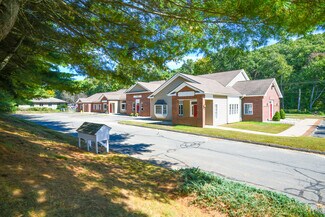Plus de détails pour 85 River Rd, Canton, CT - Local commercial à vendre