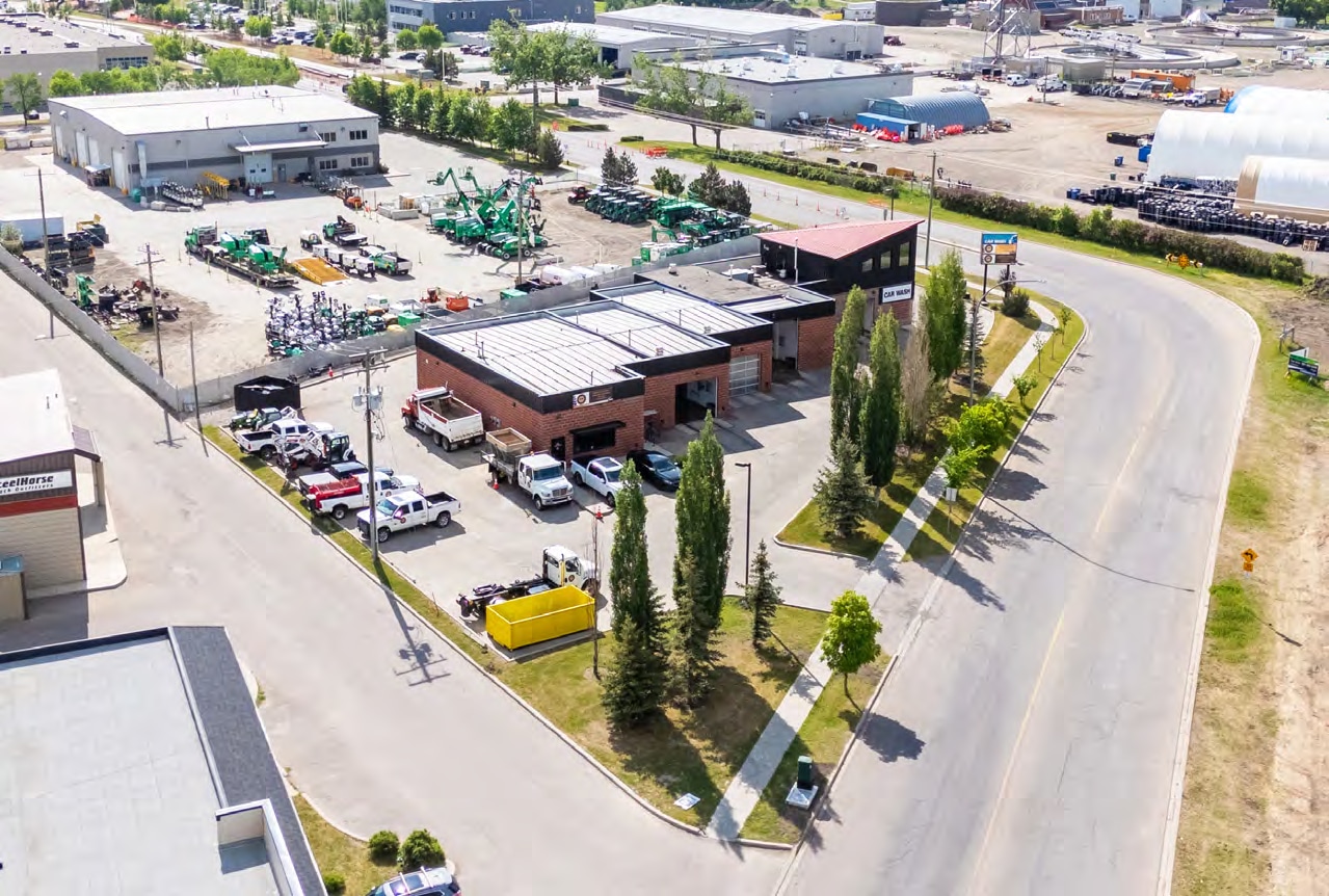 1103 N Railway St, Okotoks, AB à louer Photo principale– Image 1 sur 5