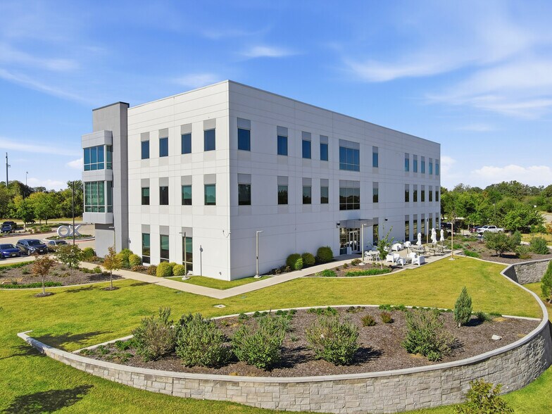 1021 Grace Ln, Southlake, TX à vendre - Photo de l’immeuble – Image 3 sur 39