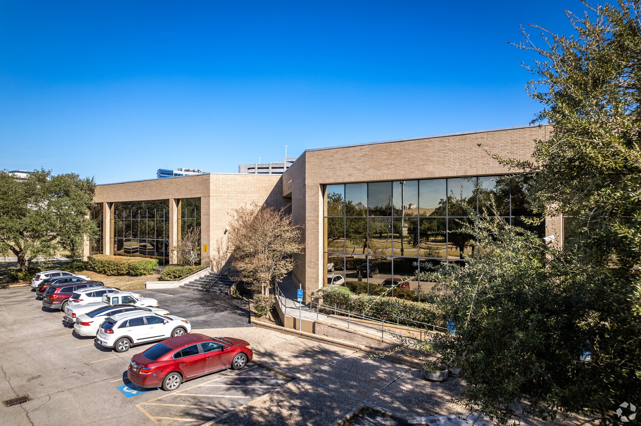 7707 Fannin St, Houston, TX à louer Photo de l’immeuble– Image 1 sur 11