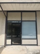 1401-1409 Avenue M Rd, Huntsville, TX à louer Photo de l’immeuble– Image 1 sur 9