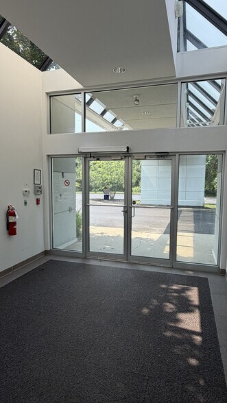 4353 E State Route 73, Waynesville, OH à louer - Photo de l’immeuble – Image 3 sur 10