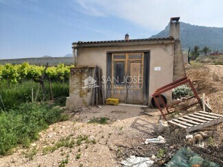 Plus de détails pour Terrain à vendre