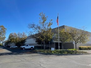 1264 Apollo Way, Santa Rosa, CA à louer Photo intérieure– Image 1 sur 5