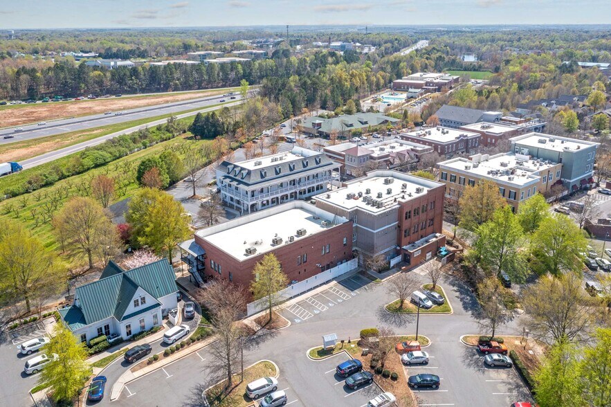 936 Market St, Fort Mill, SC à louer - Aérien – Image 3 sur 22
