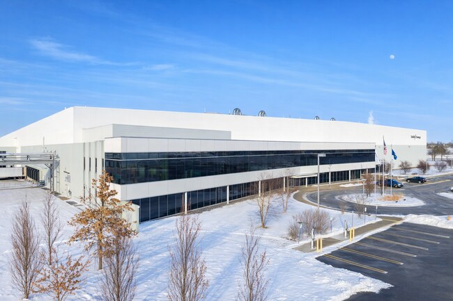 Plus de détails pour 2700 S Saginaw Rd, Midland, MI - Industriel/Logistique à vendre