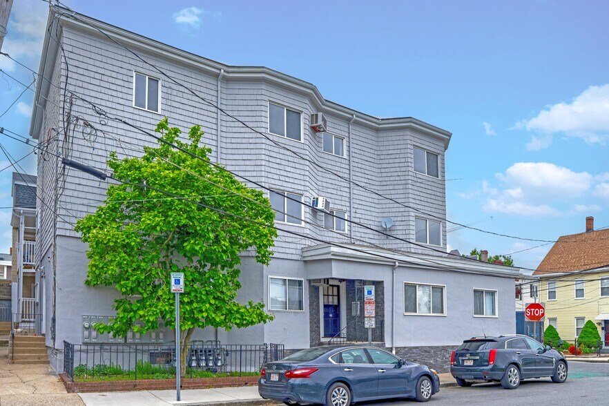 52 Bonair St, Somerville, MA à vendre - Photo de l’immeuble – Image 2 sur 13