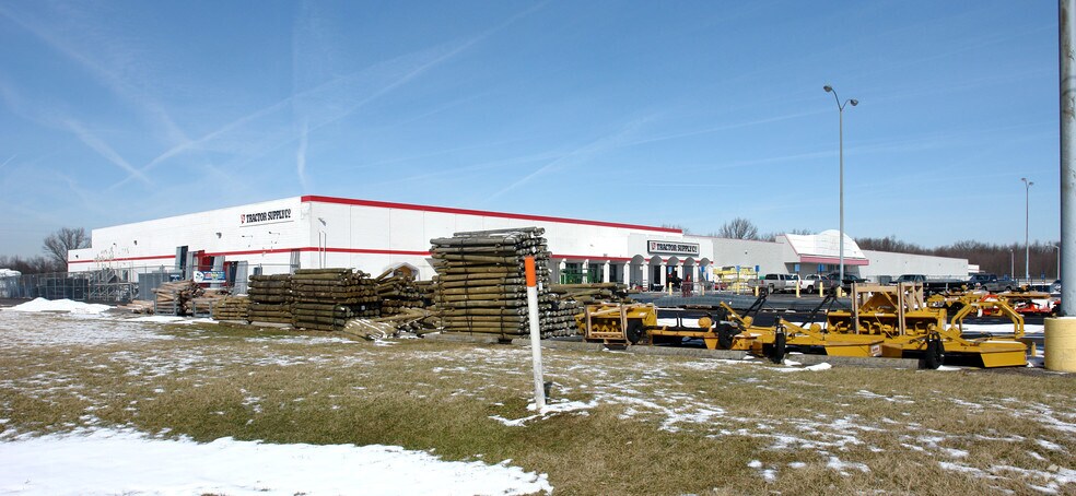 2300 Claremont Ave, Ashland, OH à louer - Photo de l’immeuble – Image 2 sur 3