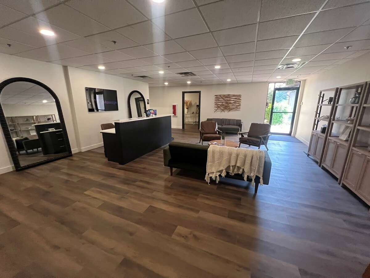 5620 W Thunderbird Rd, Glendale, AZ 85306 - Lot H-3 -  - Photo intérieure - Image 1 of 6