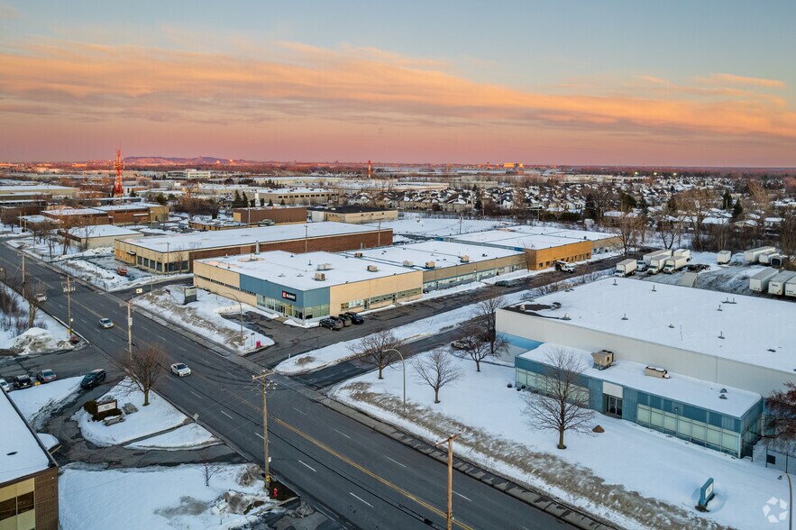100 Boul Hymus, Pointe-claire, QC à louer - Aérien – Image 2 sur 2