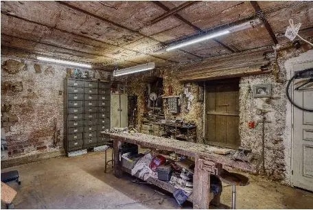 Local commercial dans Paris à vendre - Photo de l’immeuble – Image 2 sur 5