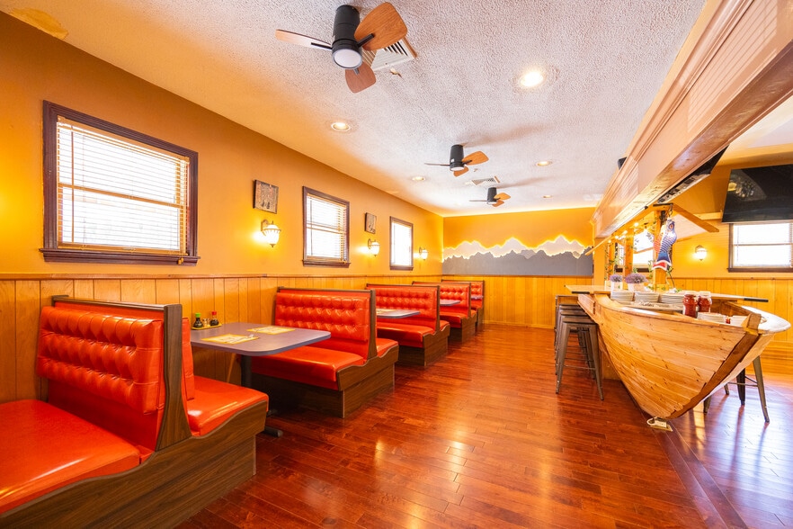 294 Waterman Ave, Smithfield, RI à vendre - Photo intérieure – Image 3 sur 6