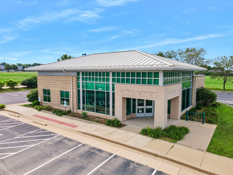 2001 Shepard Rd, Normal, IL à vendre - Photo principale – Image 1 sur 15