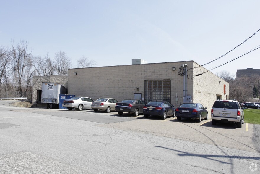 1020-1030 Alcon St, Pittsburgh, PA à louer - Photo de l’immeuble – Image 2 sur 8