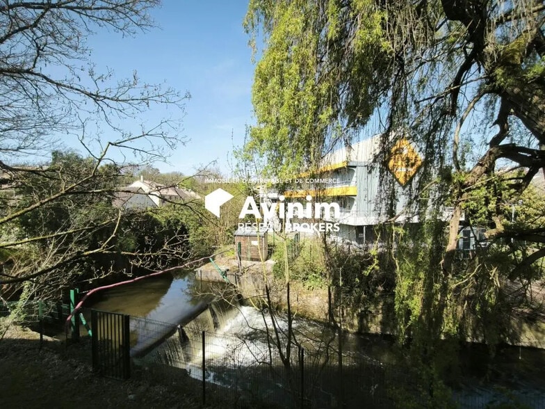 Bureau dans Épinay-sur-Orge à louer - Photo de l’immeuble – Image 1 sur 11