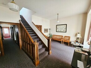 514 S School St, Ukiah, CA à louer Photo intérieure– Image 1 sur 8