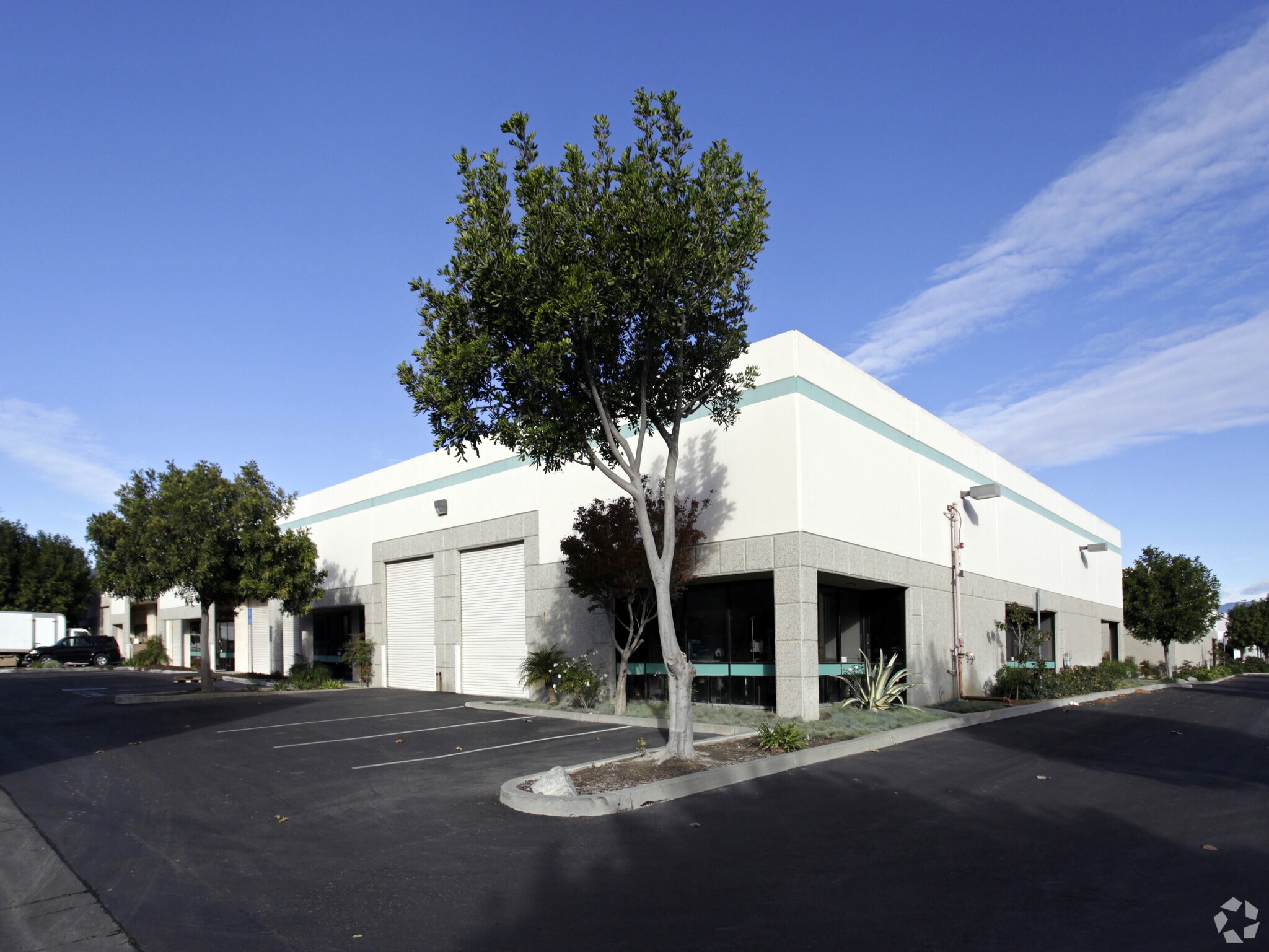 880 Calle Plano, Camarillo, CA à louer Photo principale– Image 1 sur 6