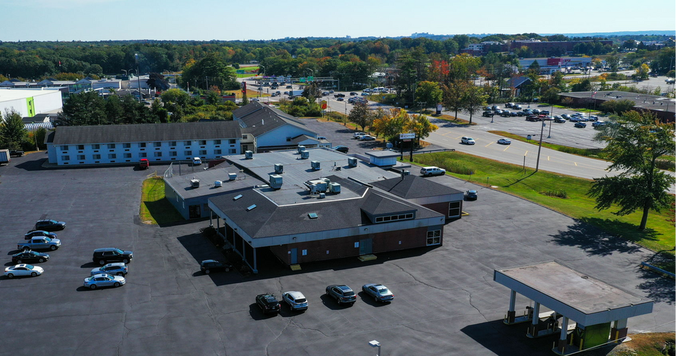 202 Larrabee Rd, Westbrook, ME à vendre - Photo de l’immeuble – Image 2 sur 13