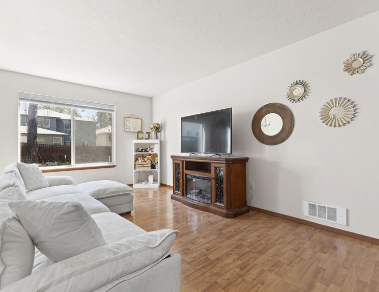 3713-3715 S Harrison St, Spokane, WA à vendre - Photo de l’immeuble – Image 2 sur 16