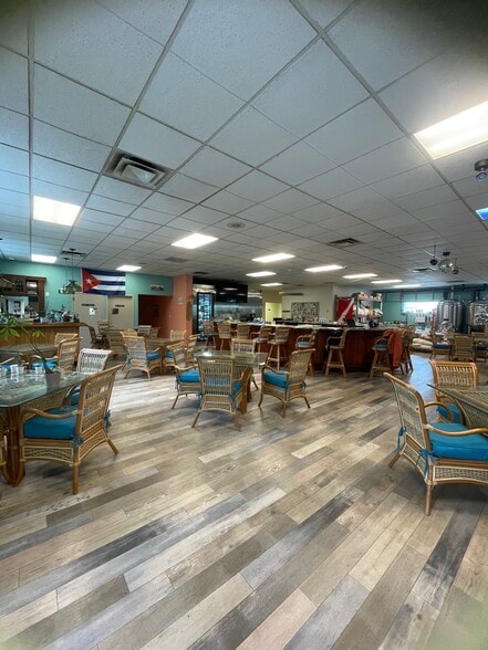 1044 Saxonburg Blvd, Glenshaw, PA à vendre - Photo intérieure – Image 3 sur 14