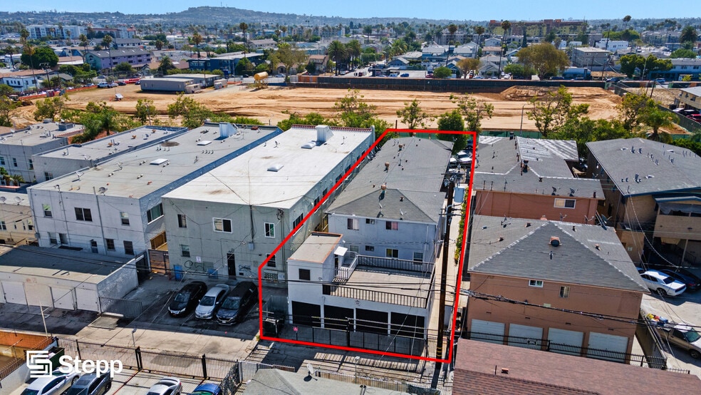 1425 Cedar Ave, Long Beach, CA à vendre - Photo de l’immeuble – Image 3 sur 10