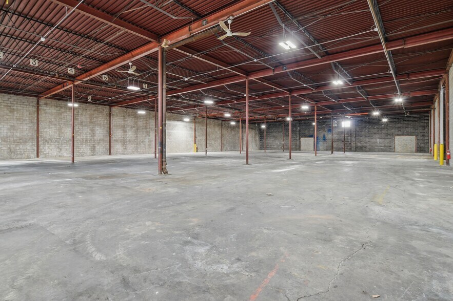 120 Tapley St, Springfield, MA à louer - Photo de l’immeuble – Image 3 sur 6