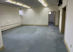 207 Allegheny St, Tarentum, PA à louer Photo intérieure– Image 1 sur 1