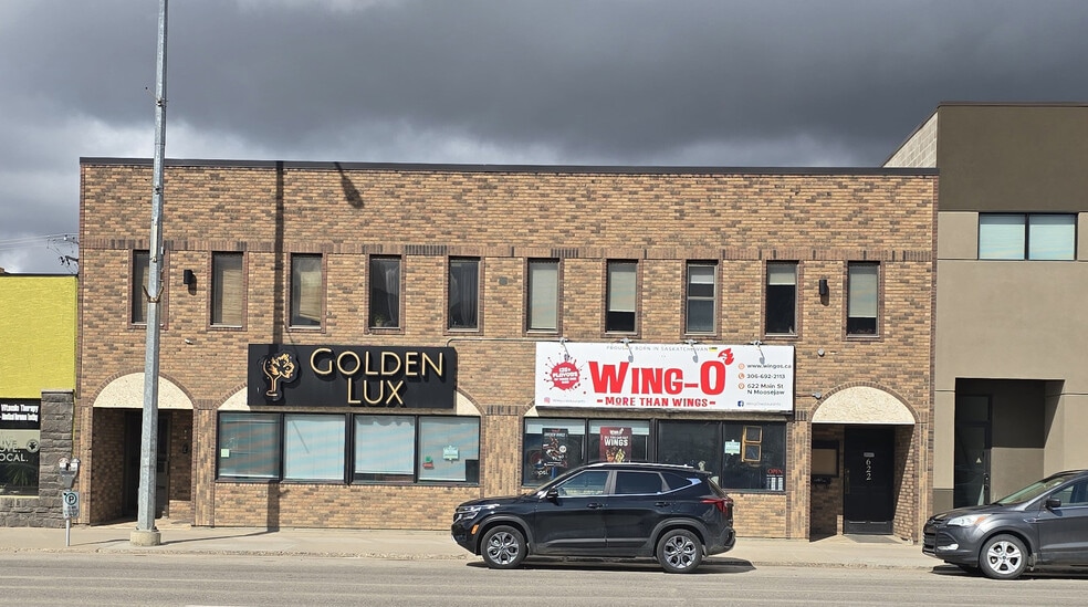 618-620 Main St N, Moose Jaw, SK à vendre - Photo principale – Image 1 sur 5