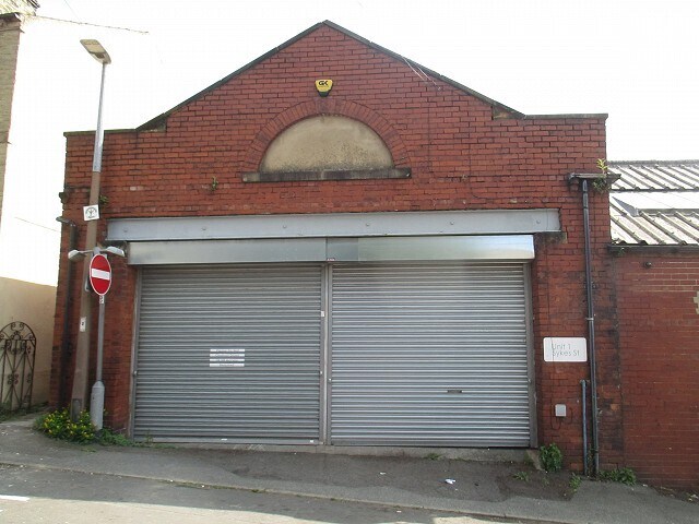 Sykes St, Cleckheaton à louer - Photo de l’immeuble – Image 1 sur 1