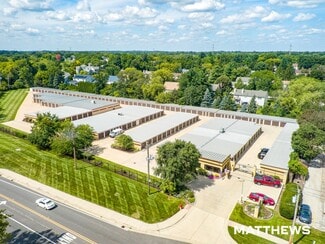 Plus de détails pour 100 W Terra Cotta Ave, Crystal Lake, IL - Spécialisé à vendre