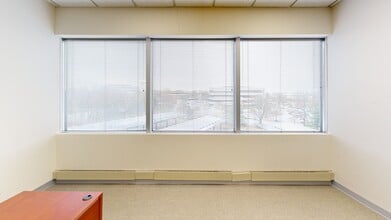 80 Cottontail Ln, Somerset, NJ à louer Numérisation 3D Matterport– Image 1 sur 5